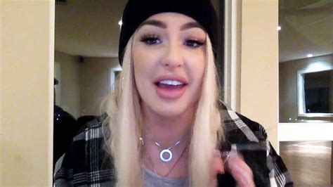 Tana Mongeau Reveals Lawsuit Against Spirit。